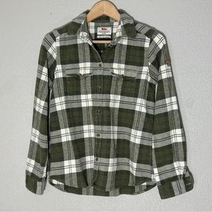 🦊 Fjallraven flannel top